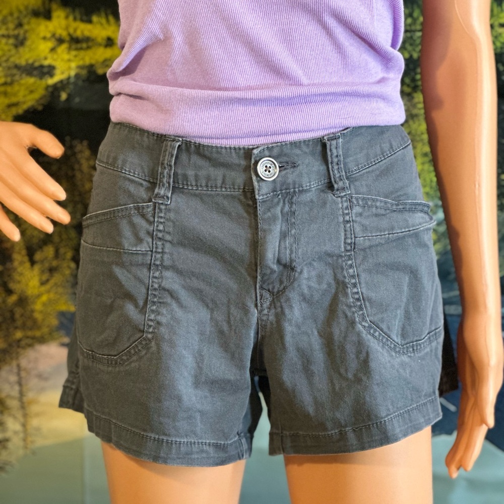 UNIONBAY Women's Charcoal Cargo Shorts